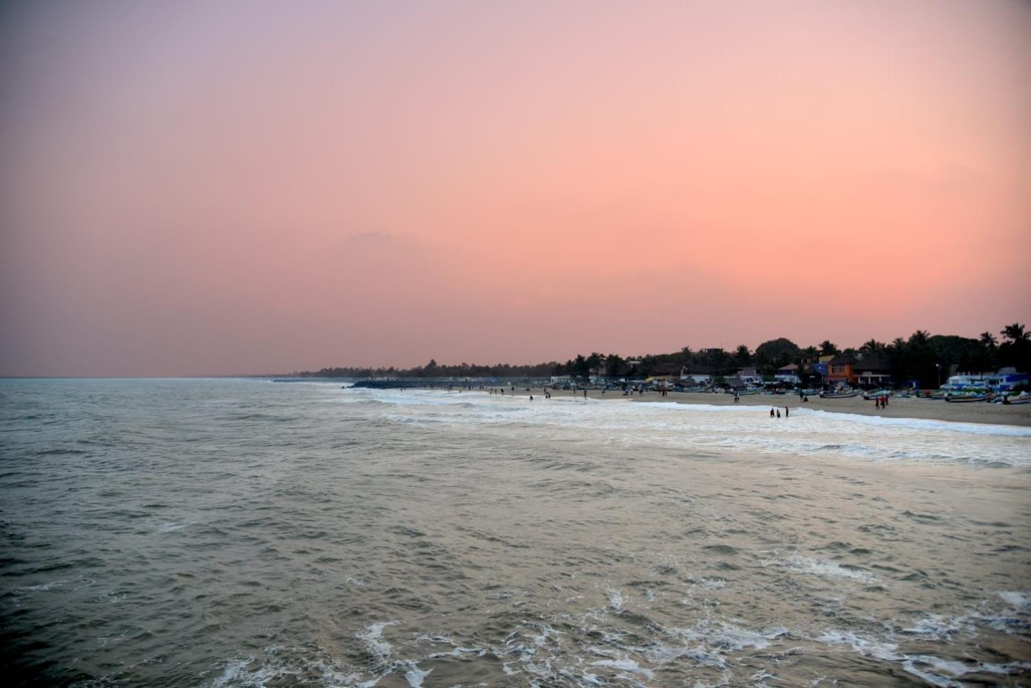 Serenity Sands Beach Resort Inn Puducherry Buitenkant foto