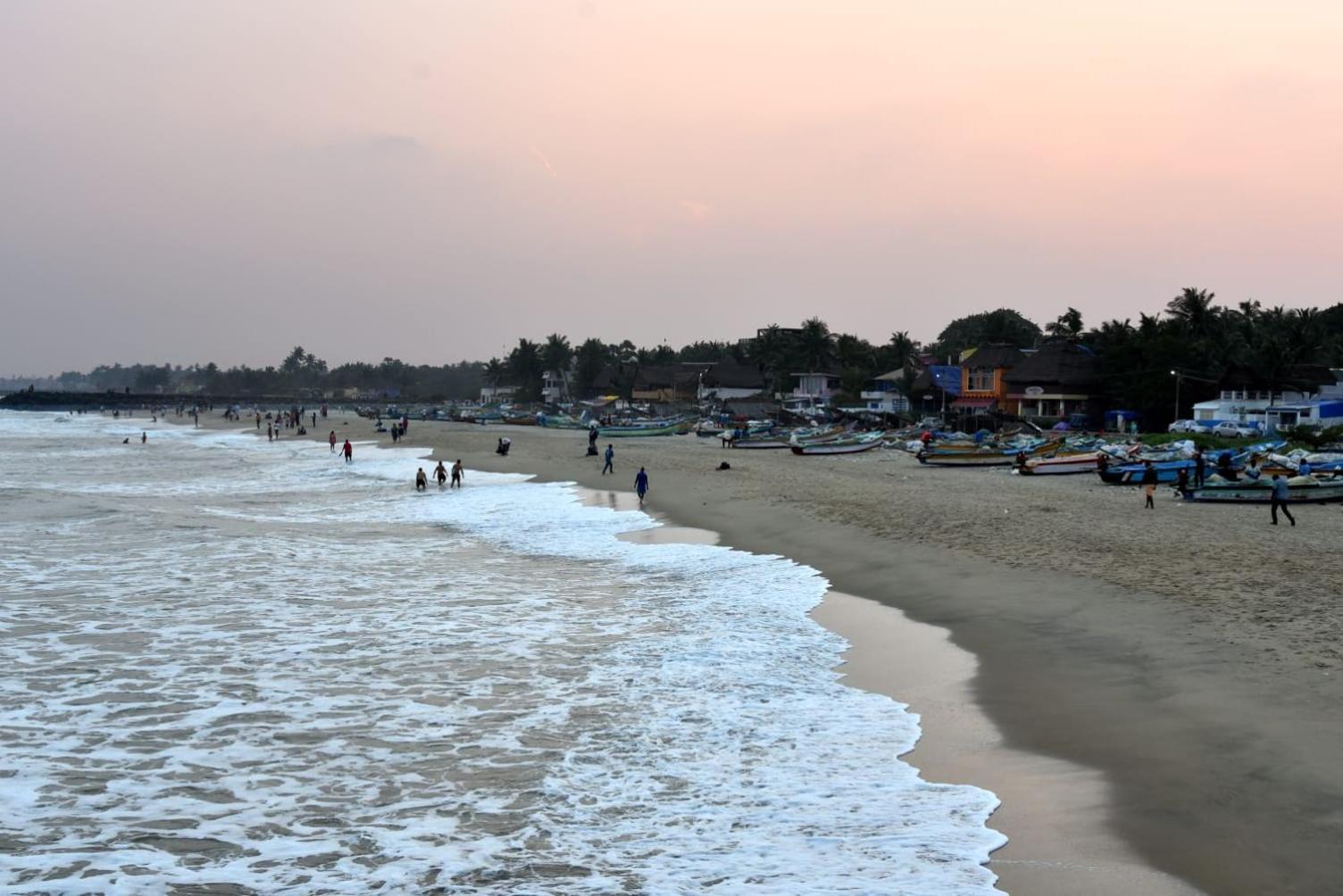 Serenity Sands Beach Resort Inn Puducherry Buitenkant foto